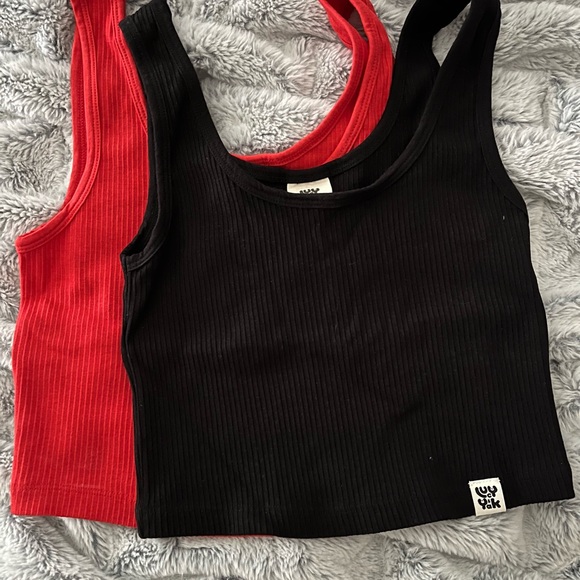 Lucy & Yak Tops - Lucy & Yak cropped black tank top